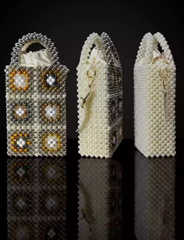 Bijou Max